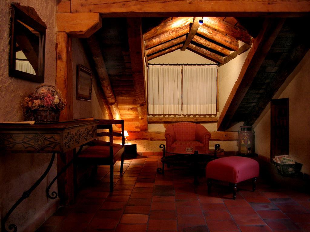 Posada El Zaguan Turegano Luaran gambar